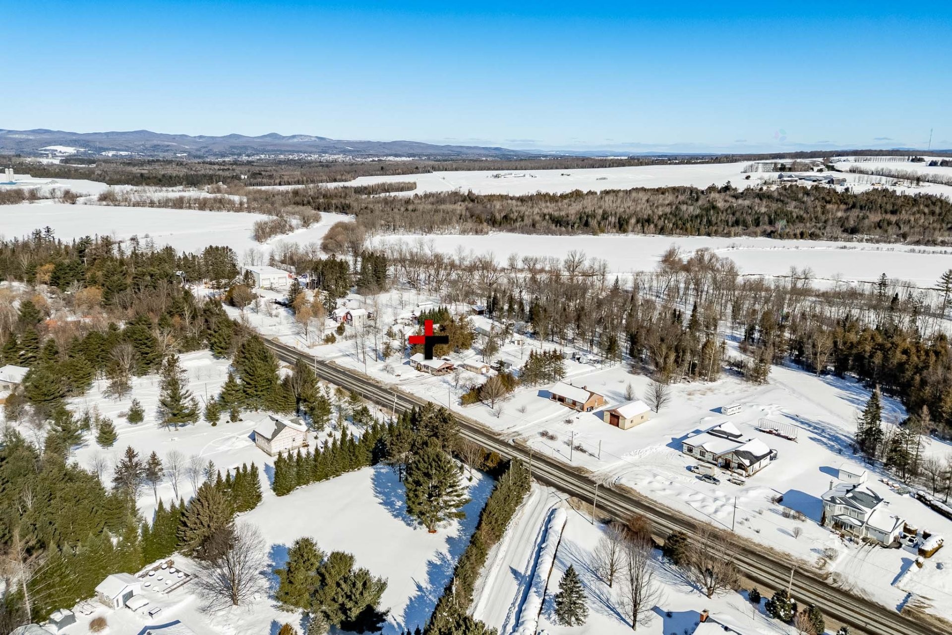 









805


Route 253

,
Cookshire-Eaton,




QC
J0B1M0

