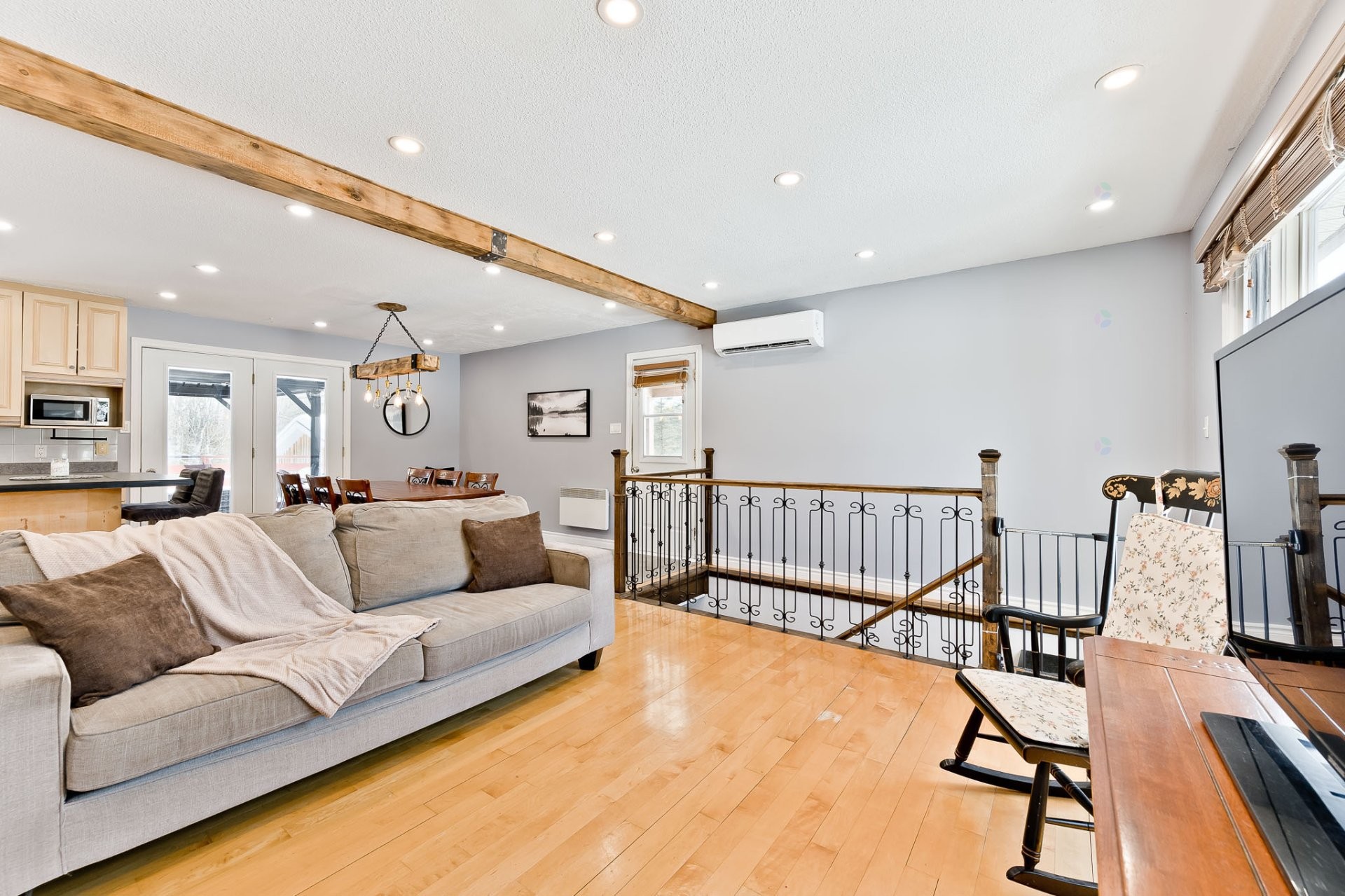 









805


Route 253

,
Cookshire-Eaton,




QC
J0B1M0

