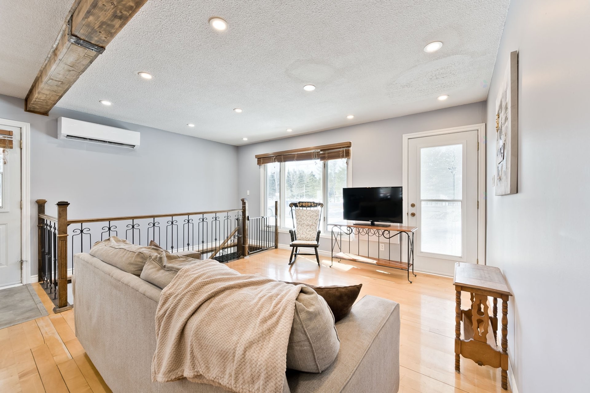 









805


Route 253

,
Cookshire-Eaton,




QC
J0B1M0

