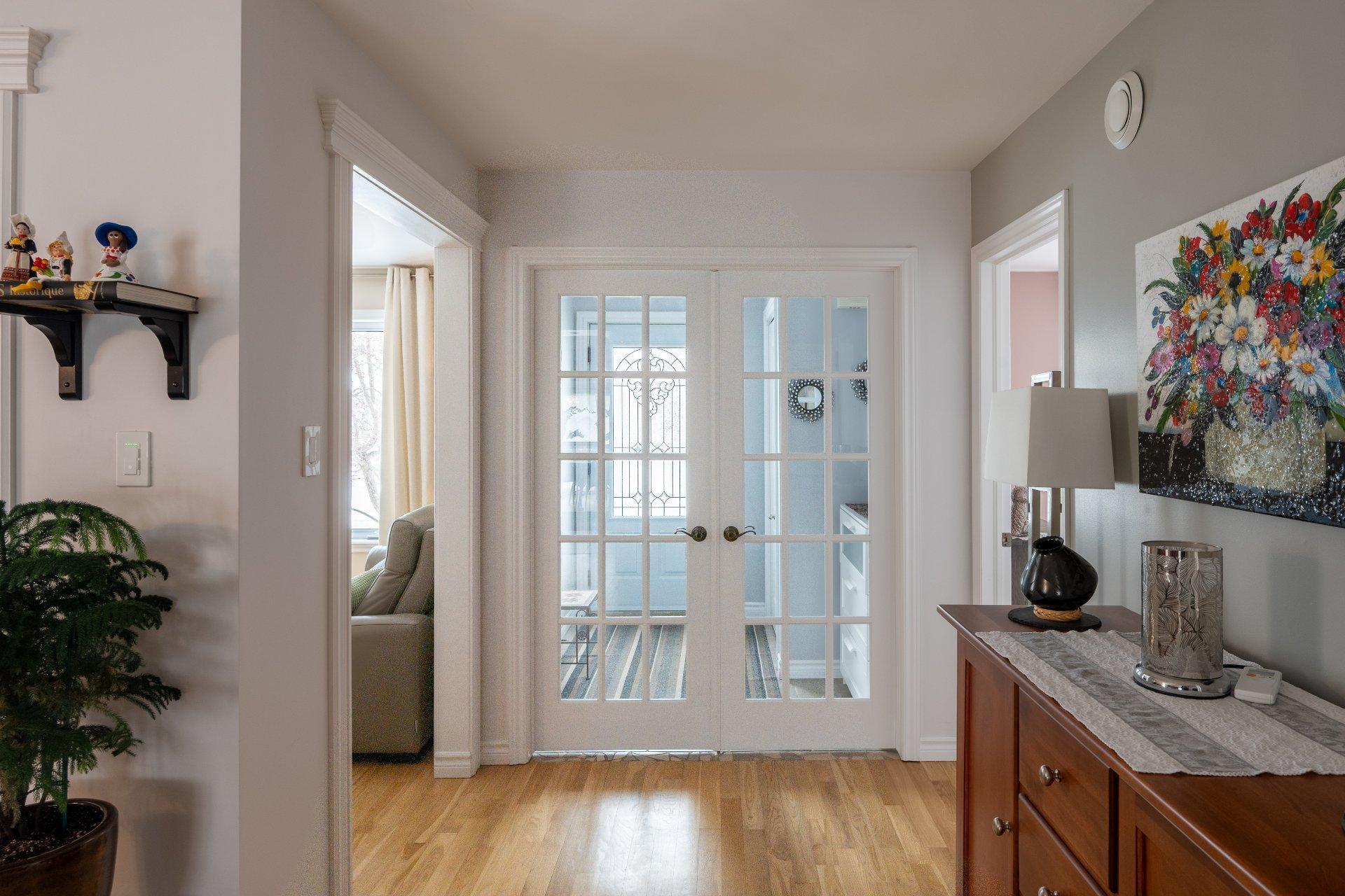 









1461


Rue Duvernay

,
Chambly,




QC
J3L5J1

