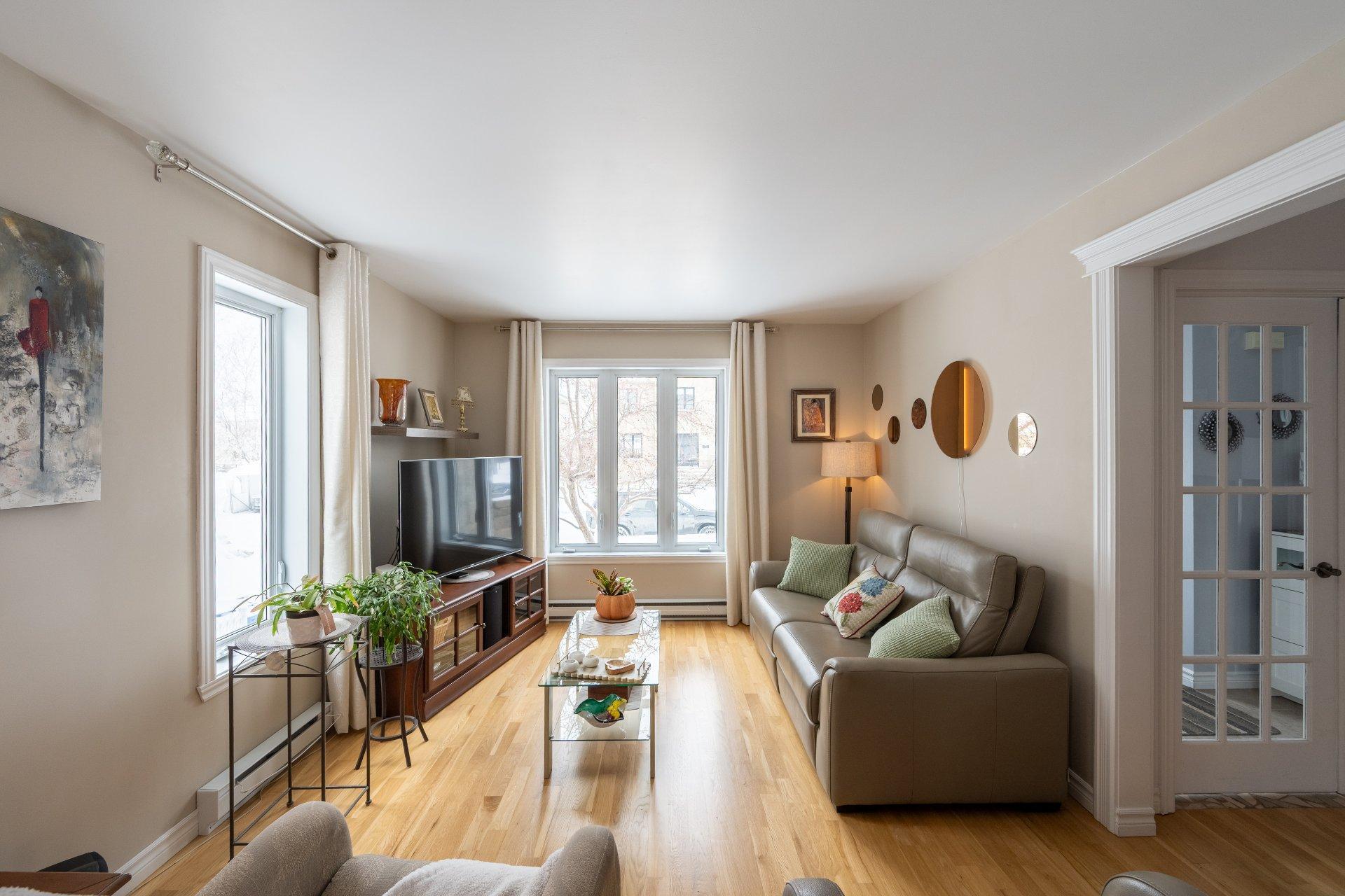 









1461


Rue Duvernay

,
Chambly,




QC
J3L5J1

