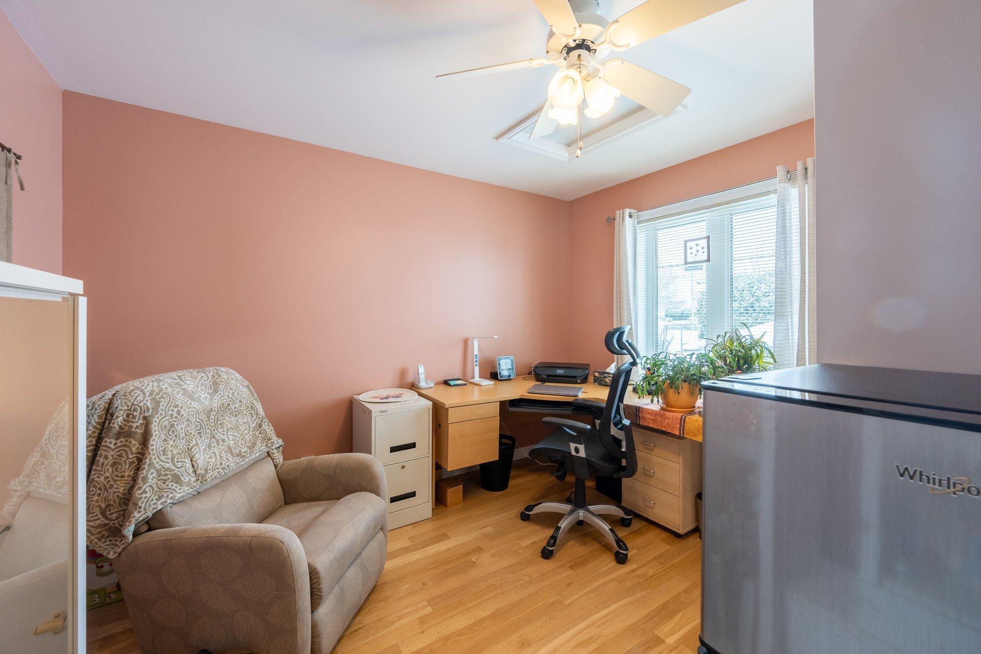 









1461


Rue Duvernay

,
Chambly,




QC
J3L5J1

