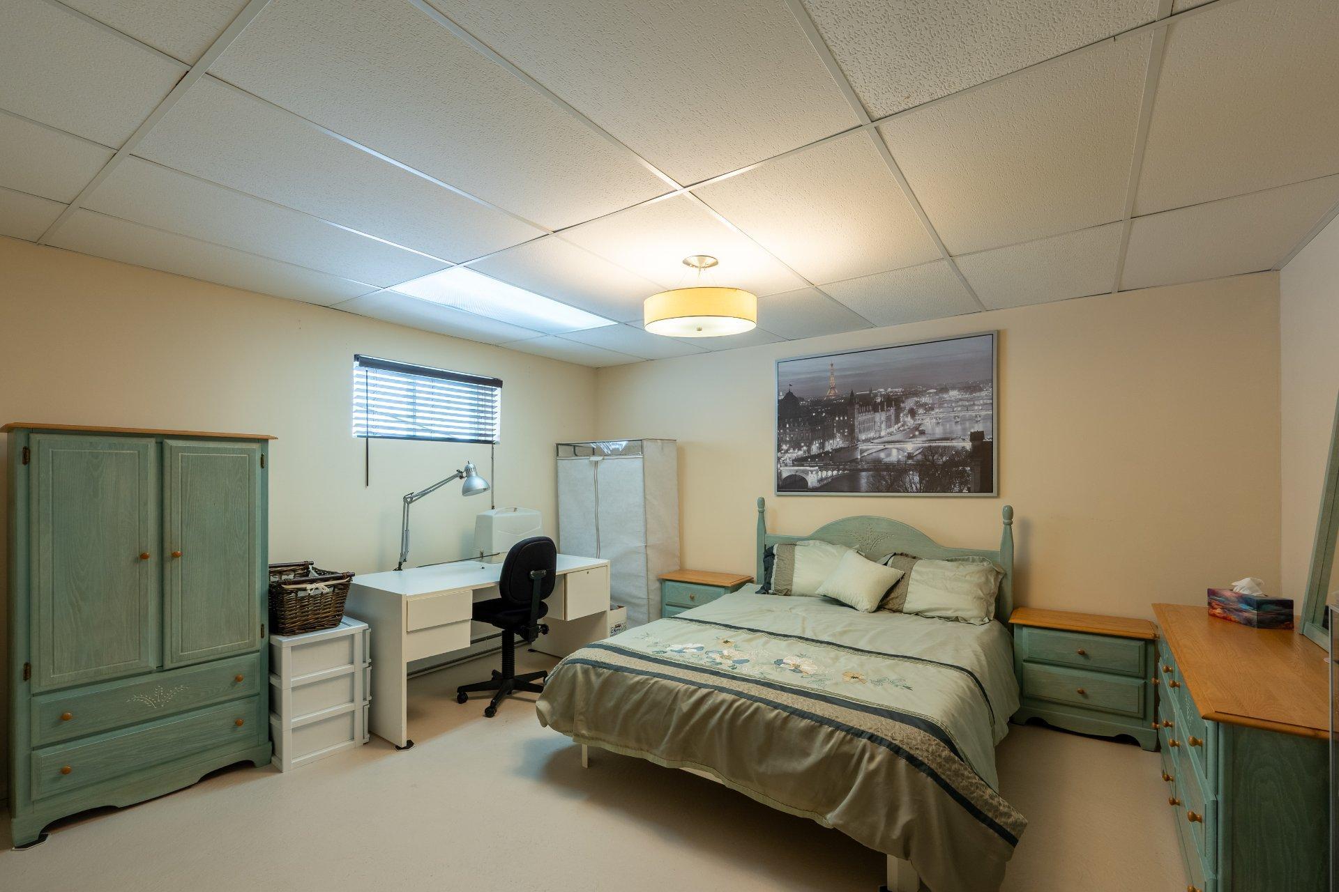 









1461


Rue Duvernay

,
Chambly,




QC
J3L5J1

