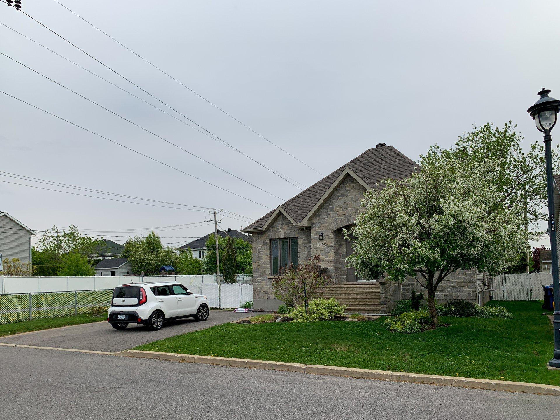 









1461


Rue Duvernay

,
Chambly,




QC
J3L5J1

