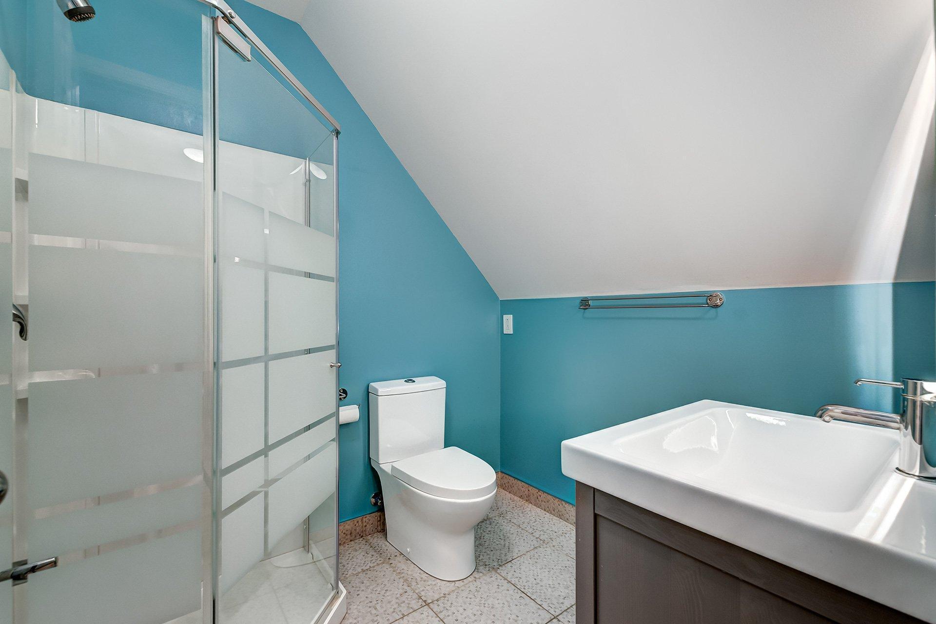 









2686Z


Av. Ernest-Hemingway

,
Montréal (Saint-Laurent),




QC
H4R3E7

