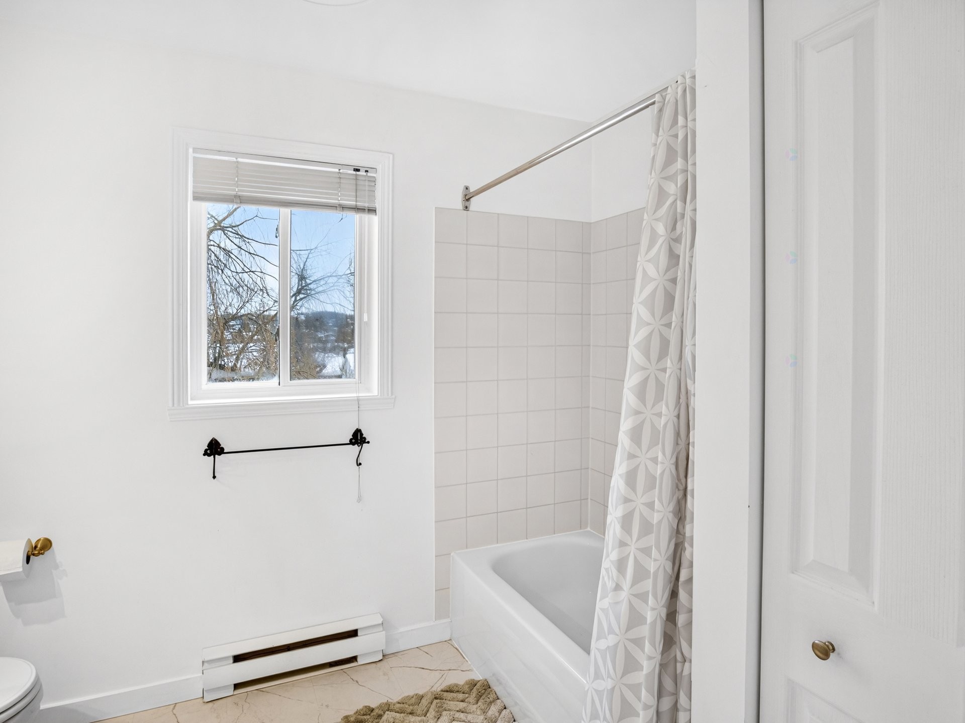 









1490


Rue Marini

,
Sherbrooke (Brompton/Rock Forest/Saint-Élie/Deauville),




QC
J1N4C4

