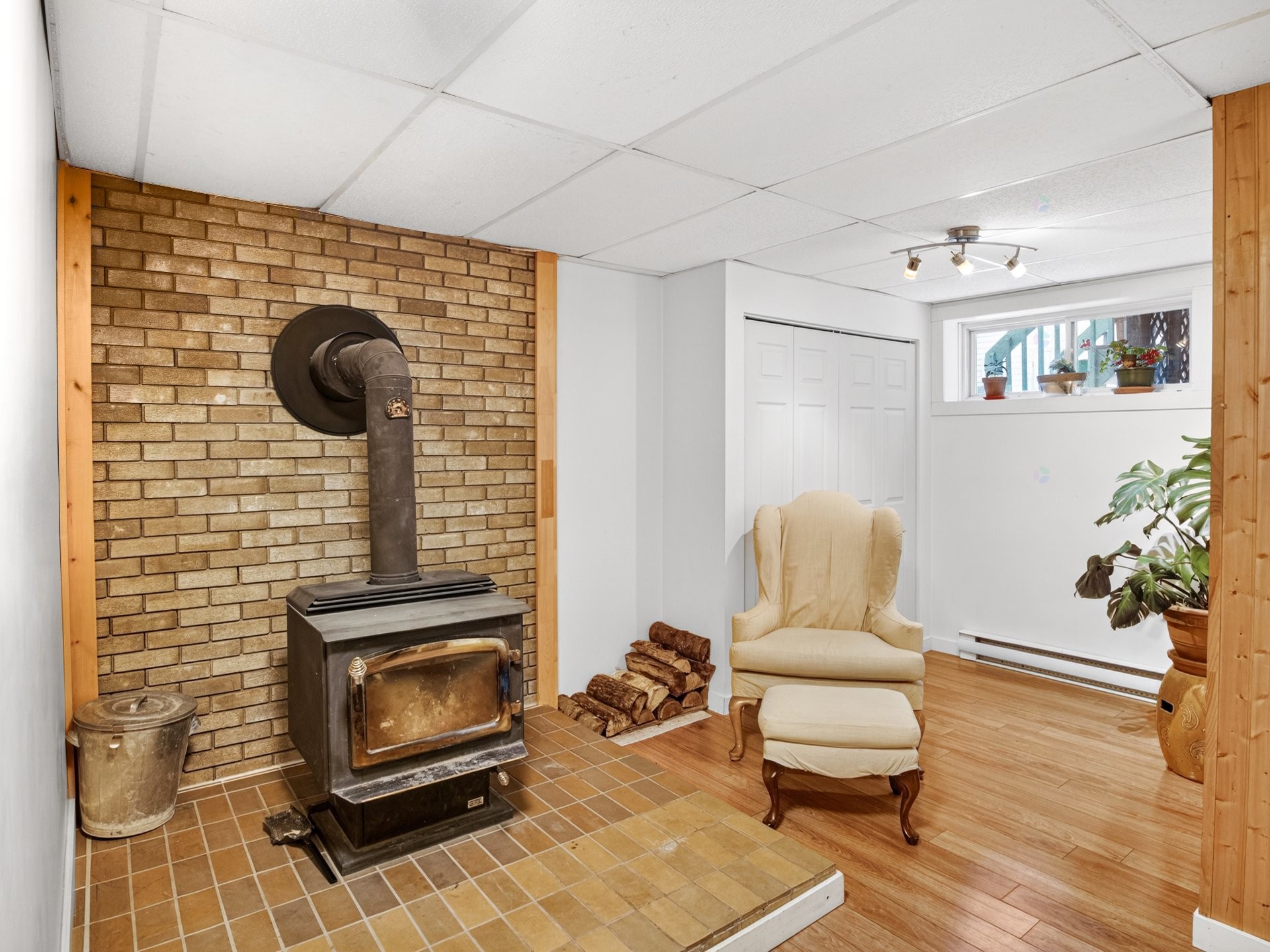 









1490


Rue Marini

,
Sherbrooke (Brompton/Rock Forest/Saint-Élie/Deauville),




QC
J1N4C4

