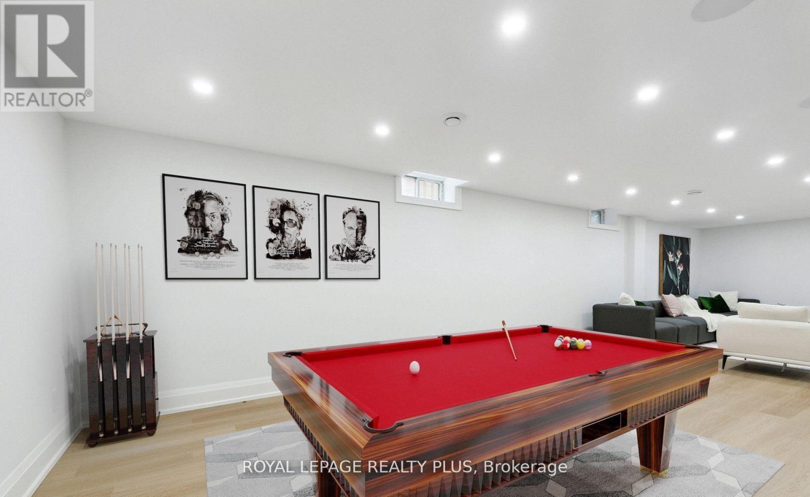 












4344 DALLAS COURT

,
Mississauga,




Ontario
L4W4G7

