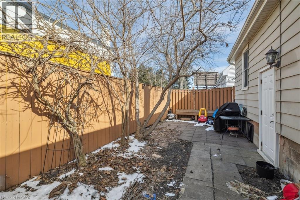 












41 BALDWIN Street

,
Dundas,




Ontario
L9H1A7

