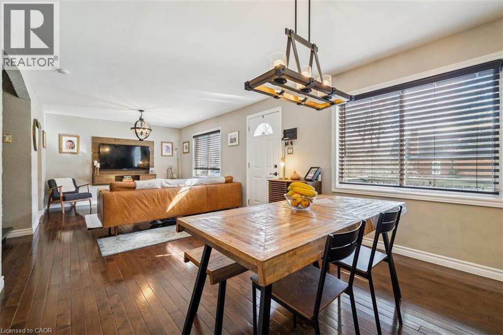 












41 BALDWIN Street

,
Dundas,




Ontario
L9H1A7

