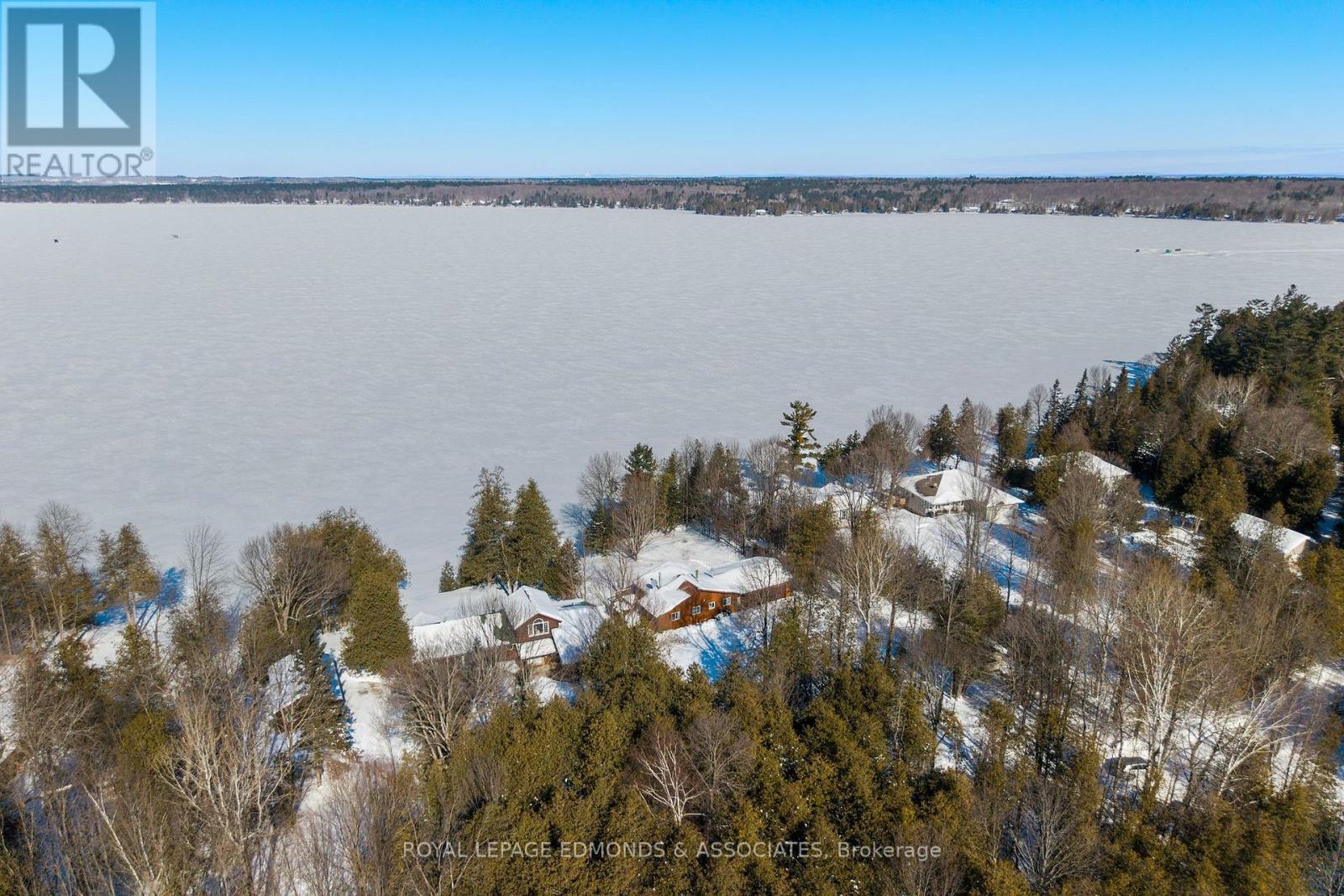 












47A TRILLIUM LANE

,
North Algona Wilberforce,




Ontario
K0J1T0

