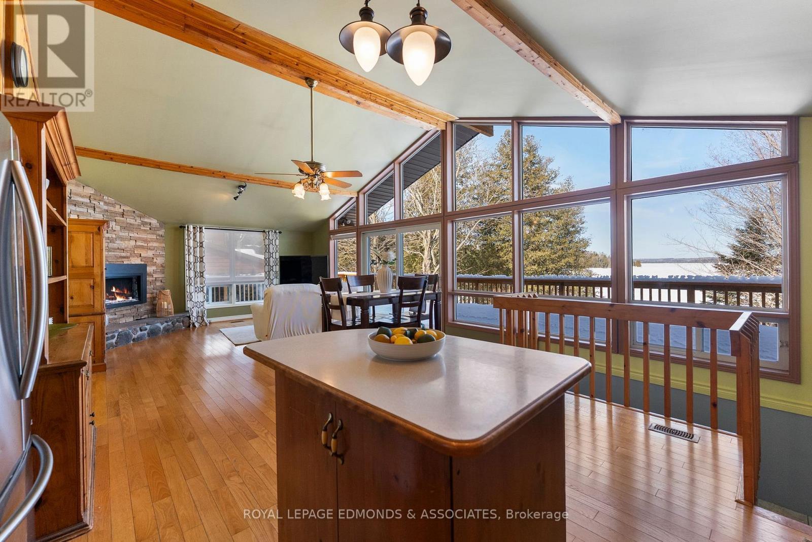 












47A TRILLIUM LANE

,
North Algona Wilberforce,




Ontario
K0J1T0

