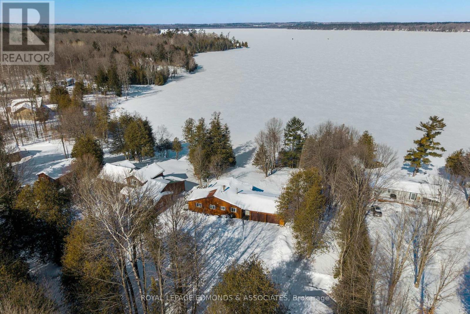 












47A TRILLIUM LANE

,
North Algona Wilberforce,




Ontario
K0J1T0

