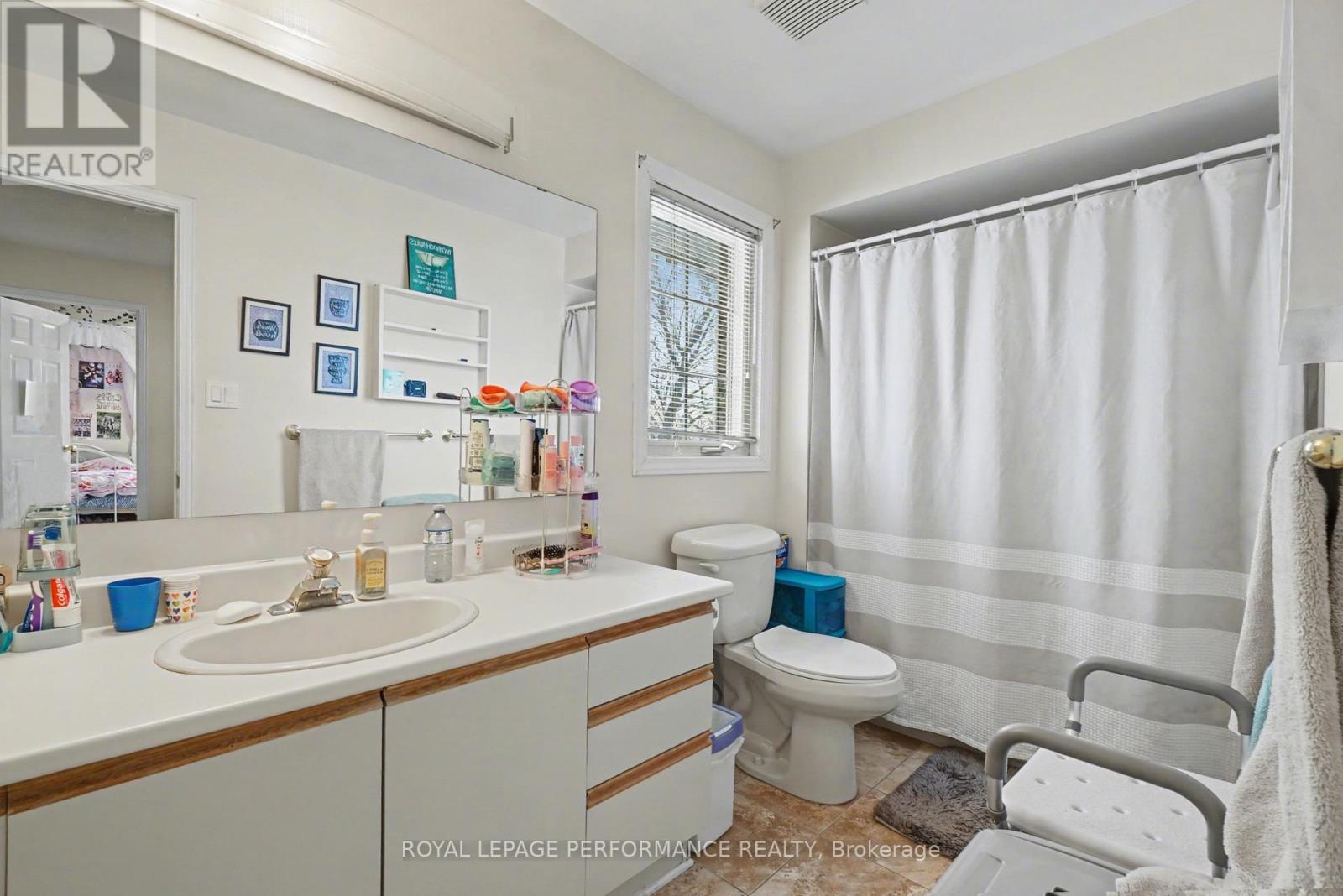 












734 MERKLEY DRIVE

,
Ottawa,




Ontario
K4A2T8

