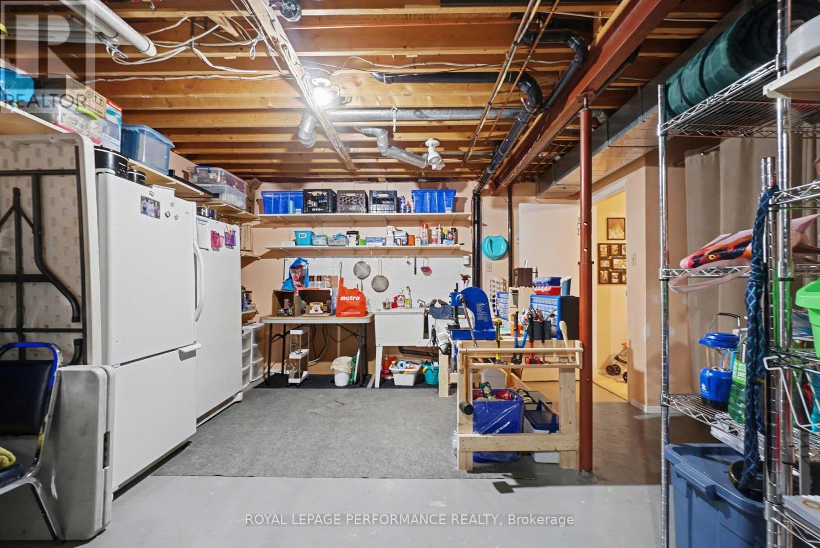 












734 MERKLEY DRIVE

,
Ottawa,




Ontario
K4A2T8

