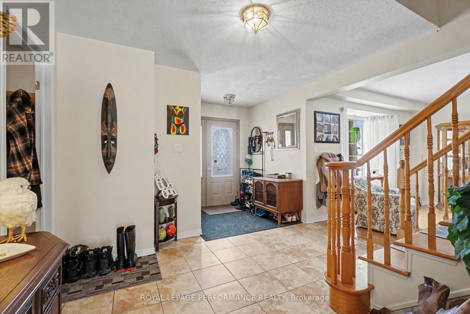 












734 MERKLEY DRIVE

,
Ottawa,




Ontario
K4A2T8

