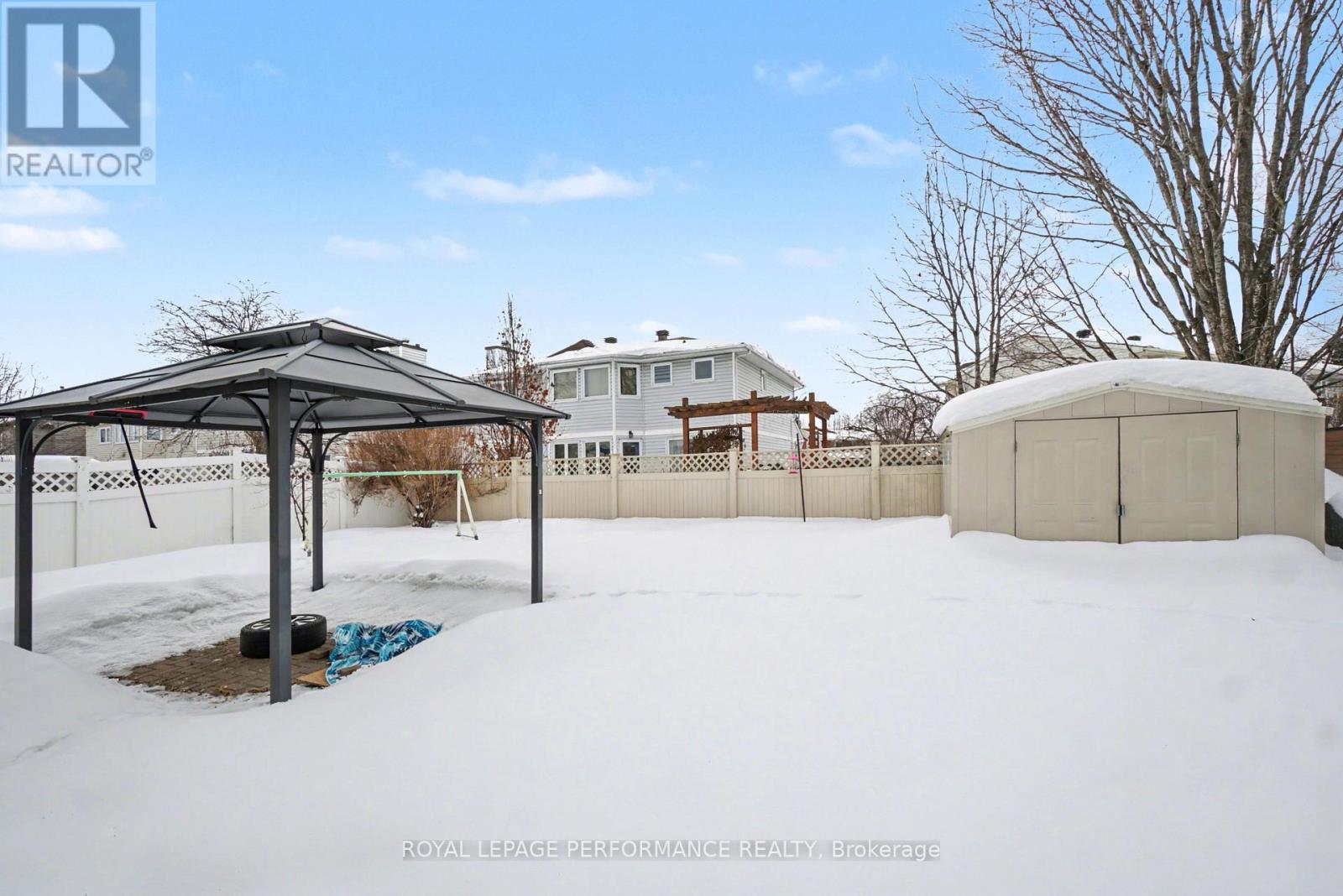 












734 MERKLEY DRIVE

,
Ottawa,




Ontario
K4A2T8

