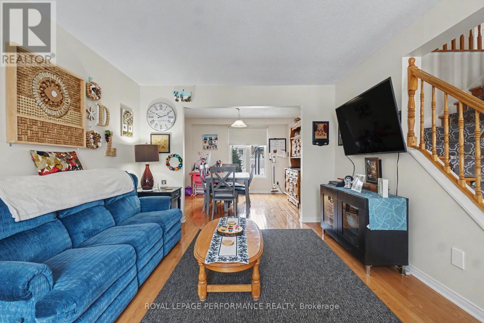 












734 MERKLEY DRIVE

,
Ottawa,




Ontario
K4A2T8

