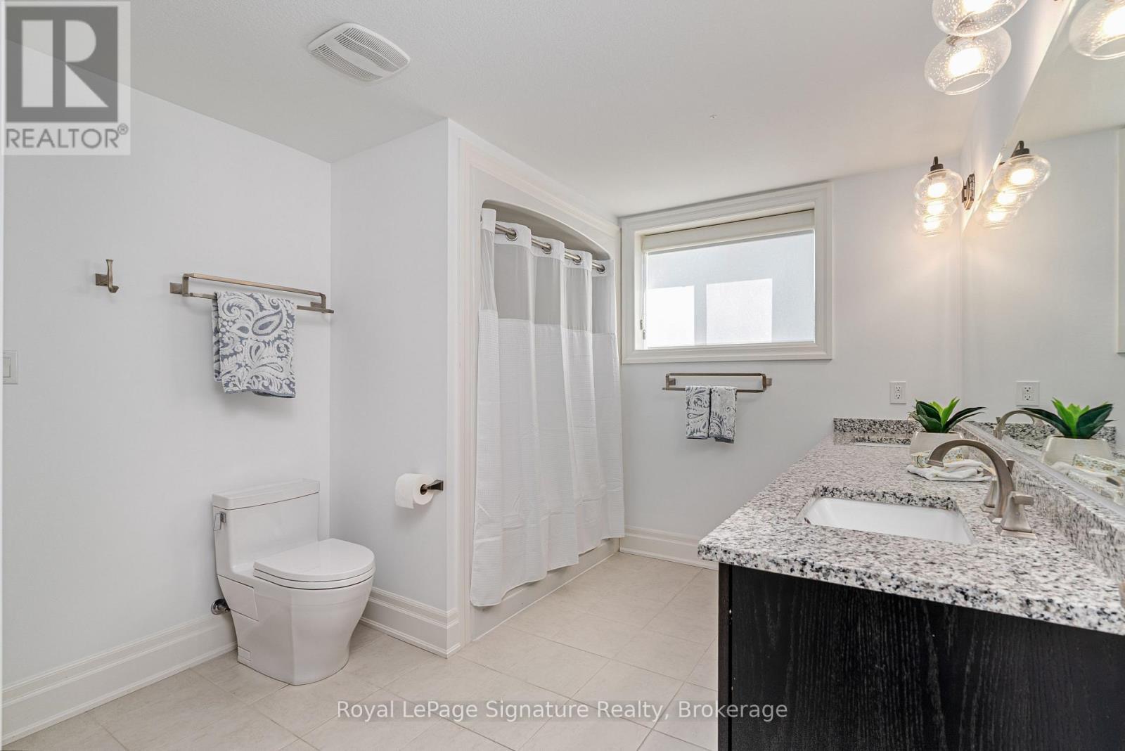 












113 LANDRY LANE

,
Blue Mountains,




Ontario
N0H2P0

