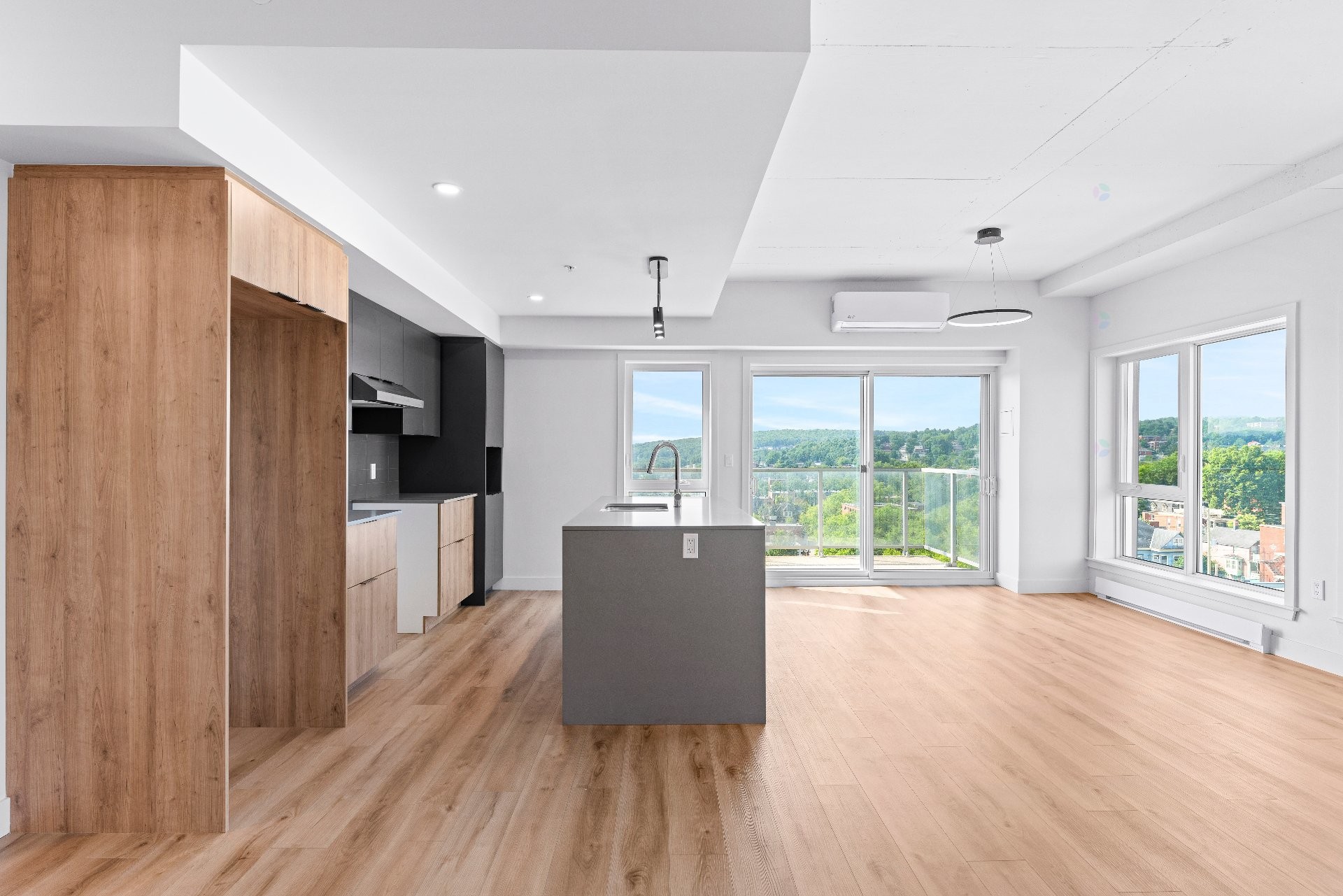 









60

 - 70


Rue Wellington S.

, 812,
Sherbrooke (Les Nations),




QC
J1H5C7

