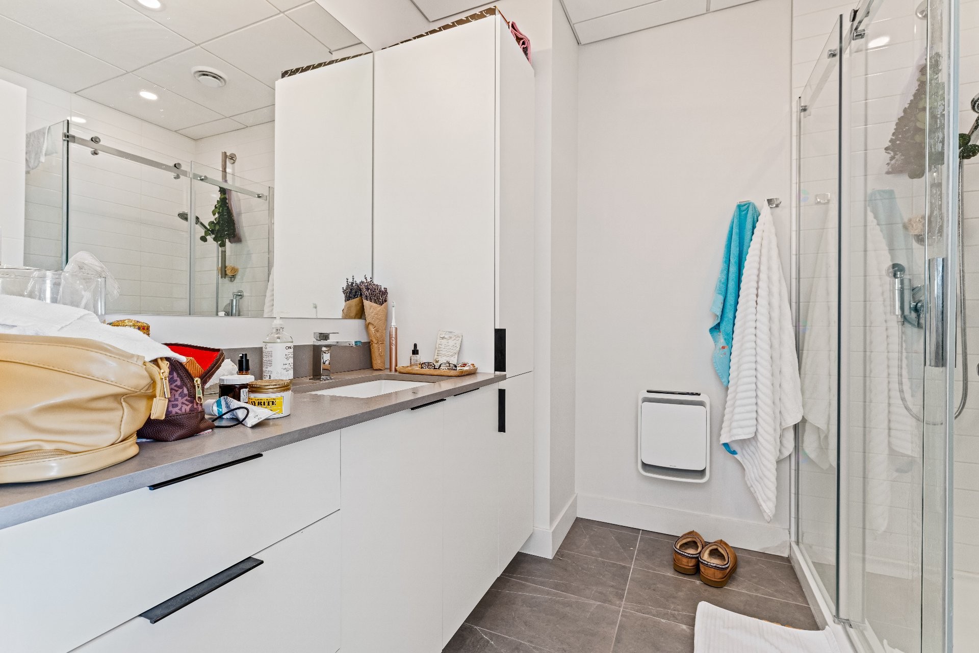 









60

 - 70


Rue Wellington S.

, 1006,
Sherbrooke (Les Nations),




QC
J1H5C7

