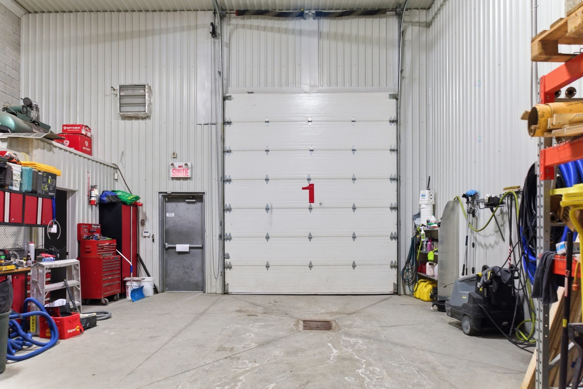 









319


Ch. Industriel

, 1,
Gatineau (Gatineau),




QC
J8R0G5

