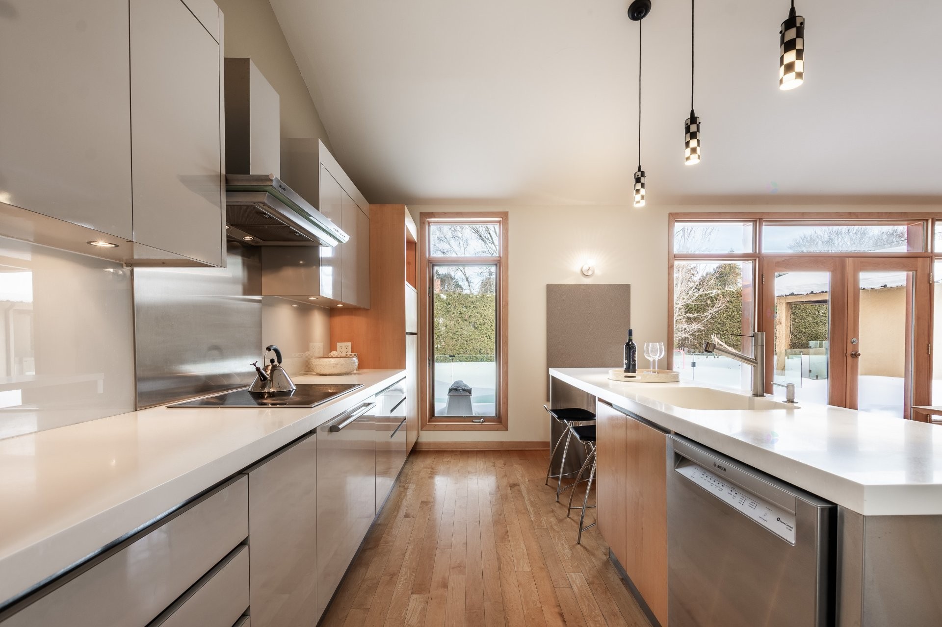 









335


Ch. De La Rabastalière E.

,
Saint-Bruno-de-Montarville,




QC
J3V2A7

