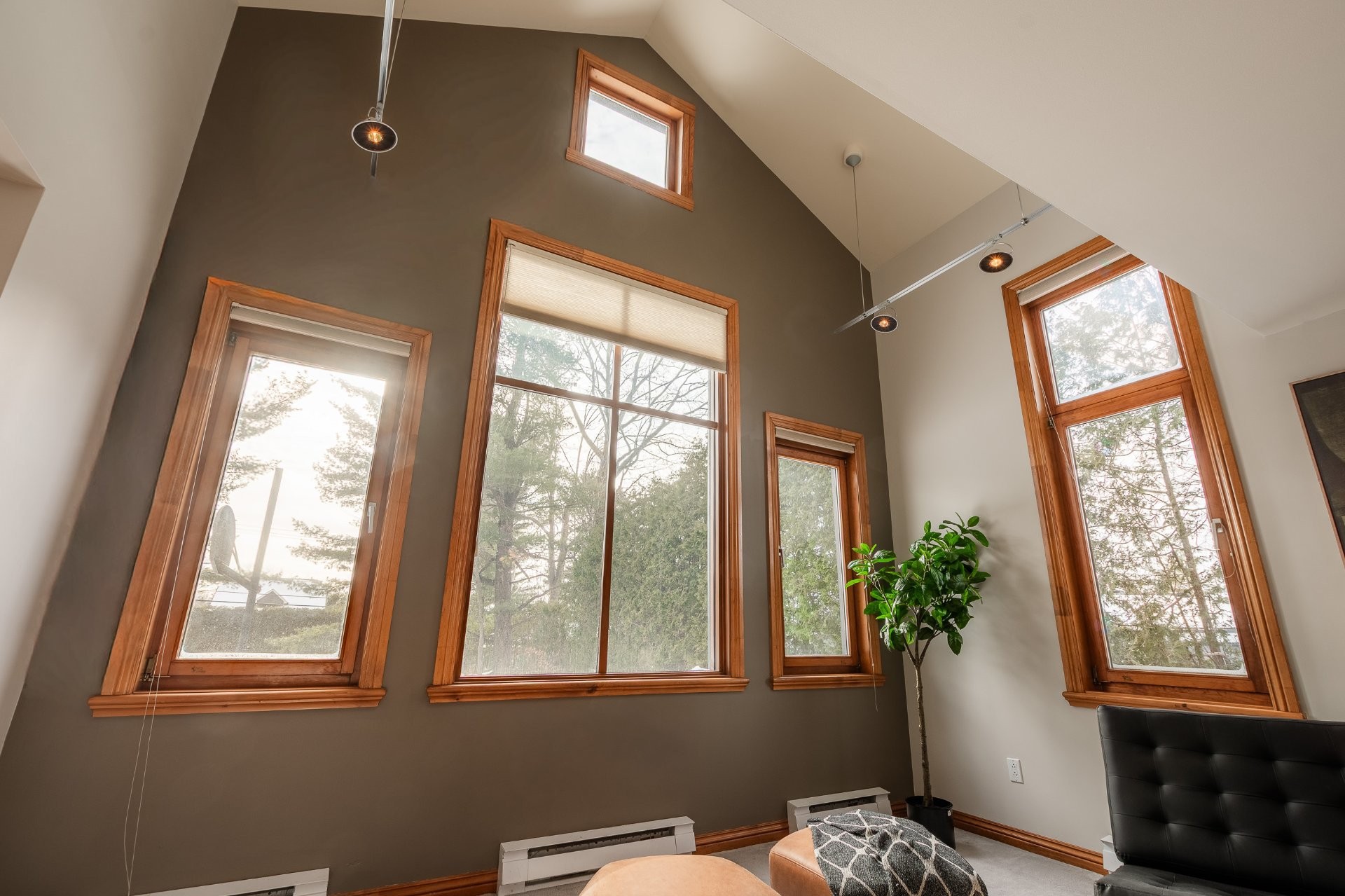 









335


Ch. De La Rabastalière E.

,
Saint-Bruno-de-Montarville,




QC
J3V2A7

