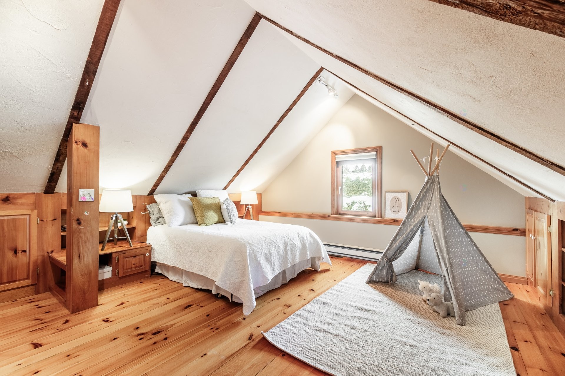 









335


Ch. De La Rabastalière E.

,
Saint-Bruno-de-Montarville,




QC
J3V2A7

