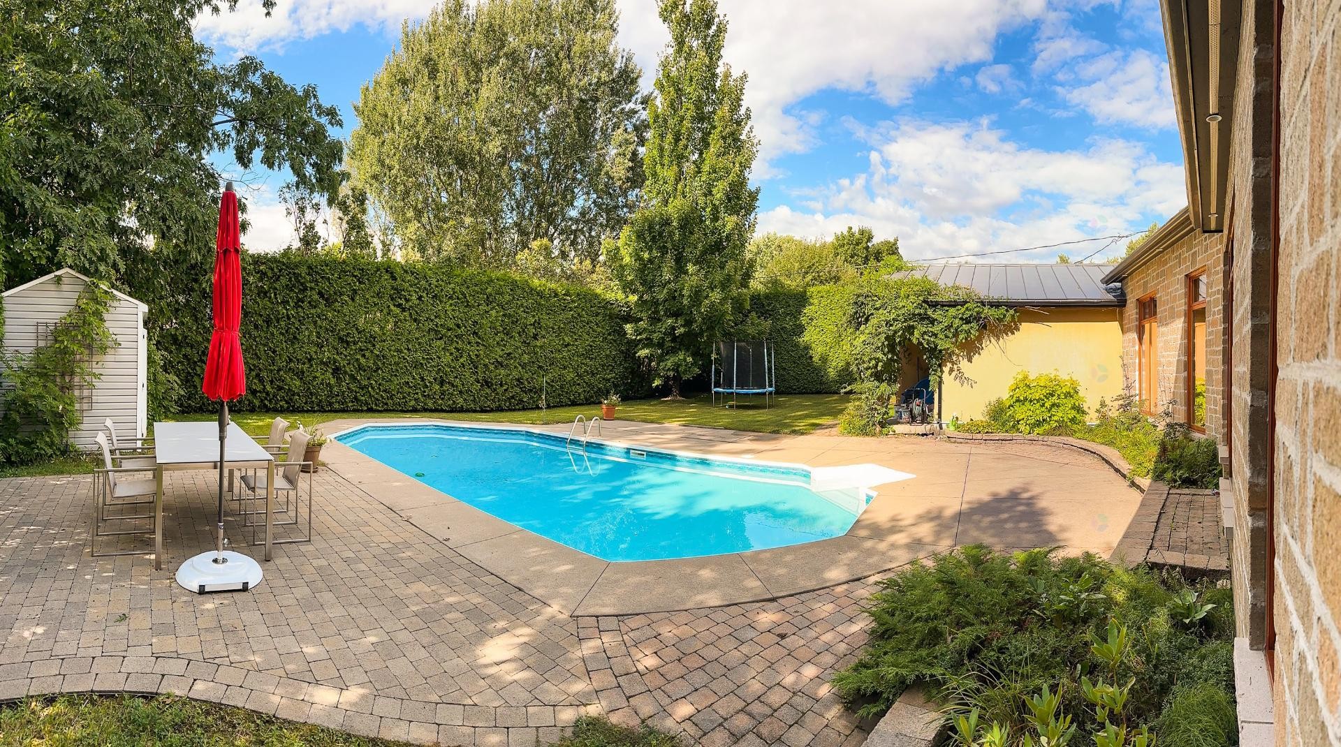 









335


Ch. De La Rabastalière E.

,
Saint-Bruno-de-Montarville,




QC
J3V2A7

