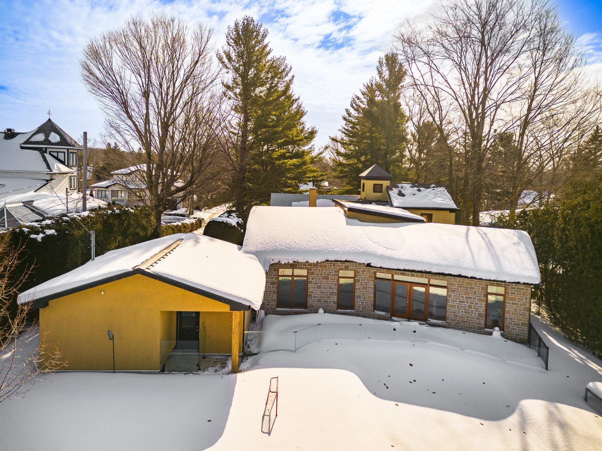 









335


Ch. De La Rabastalière E.

,
Saint-Bruno-de-Montarville,




QC
J3V2A7

