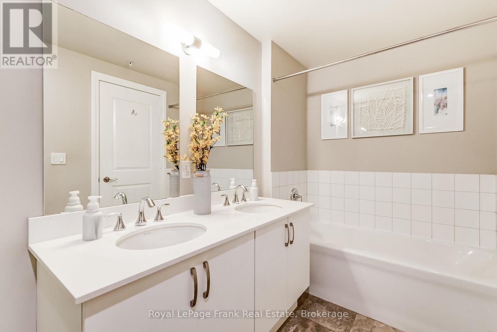 












609 - 68 MAIN STREET N

,
Markham,




Ontario
L3P0N5

