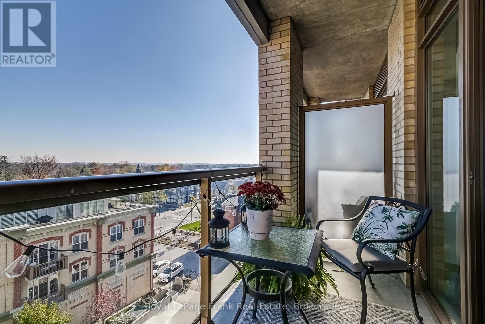 












609 - 68 MAIN STREET N

,
Markham,




Ontario
L3P0N5

