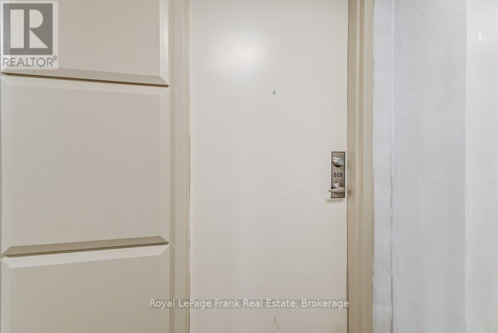 












609 - 68 MAIN STREET N

,
Markham,




Ontario
L3P0N5

