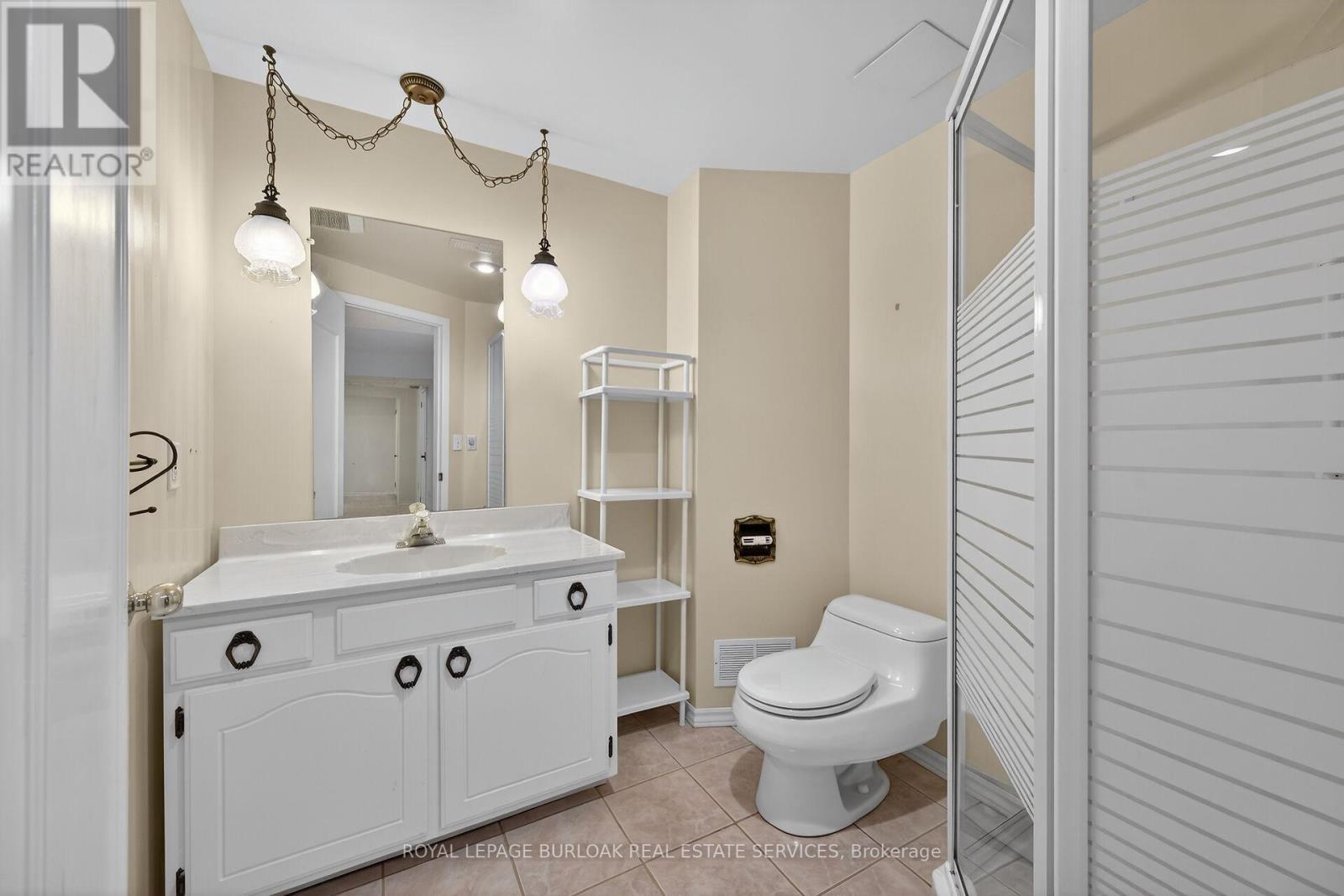 












20 TWENTYPLACE BOULEVARD

,
Hamilton,




Ontario
L0R1W0

