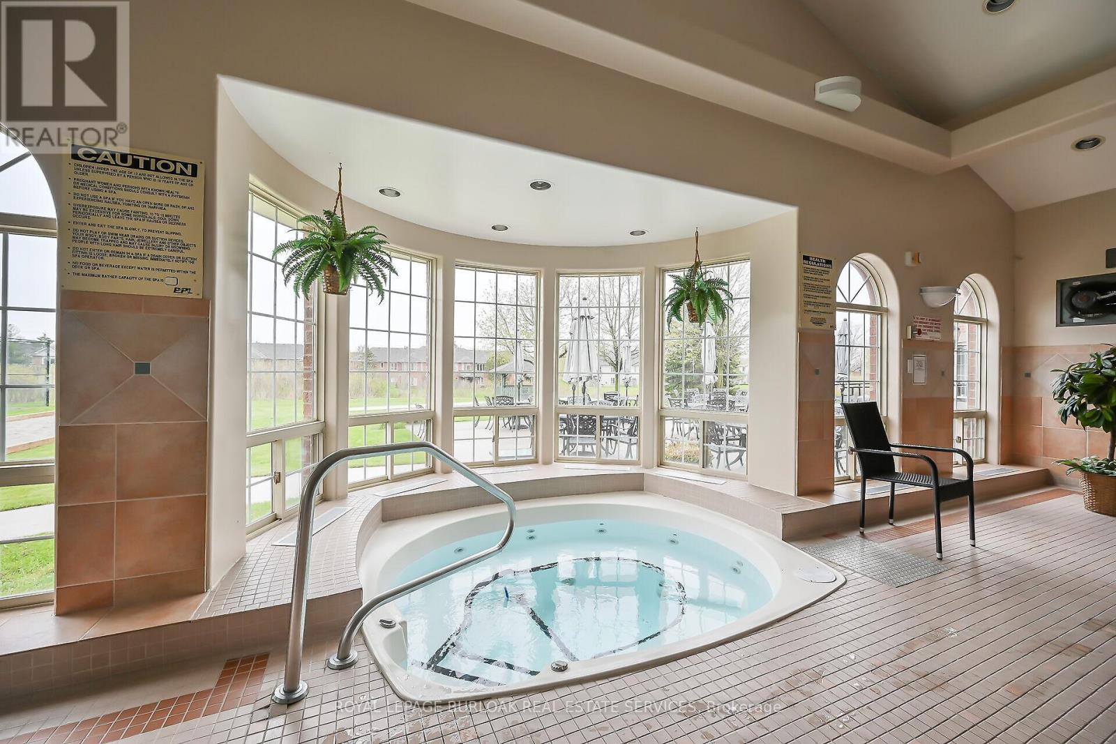 












20 TWENTYPLACE BOULEVARD

,
Hamilton,




Ontario
L0R1W0

