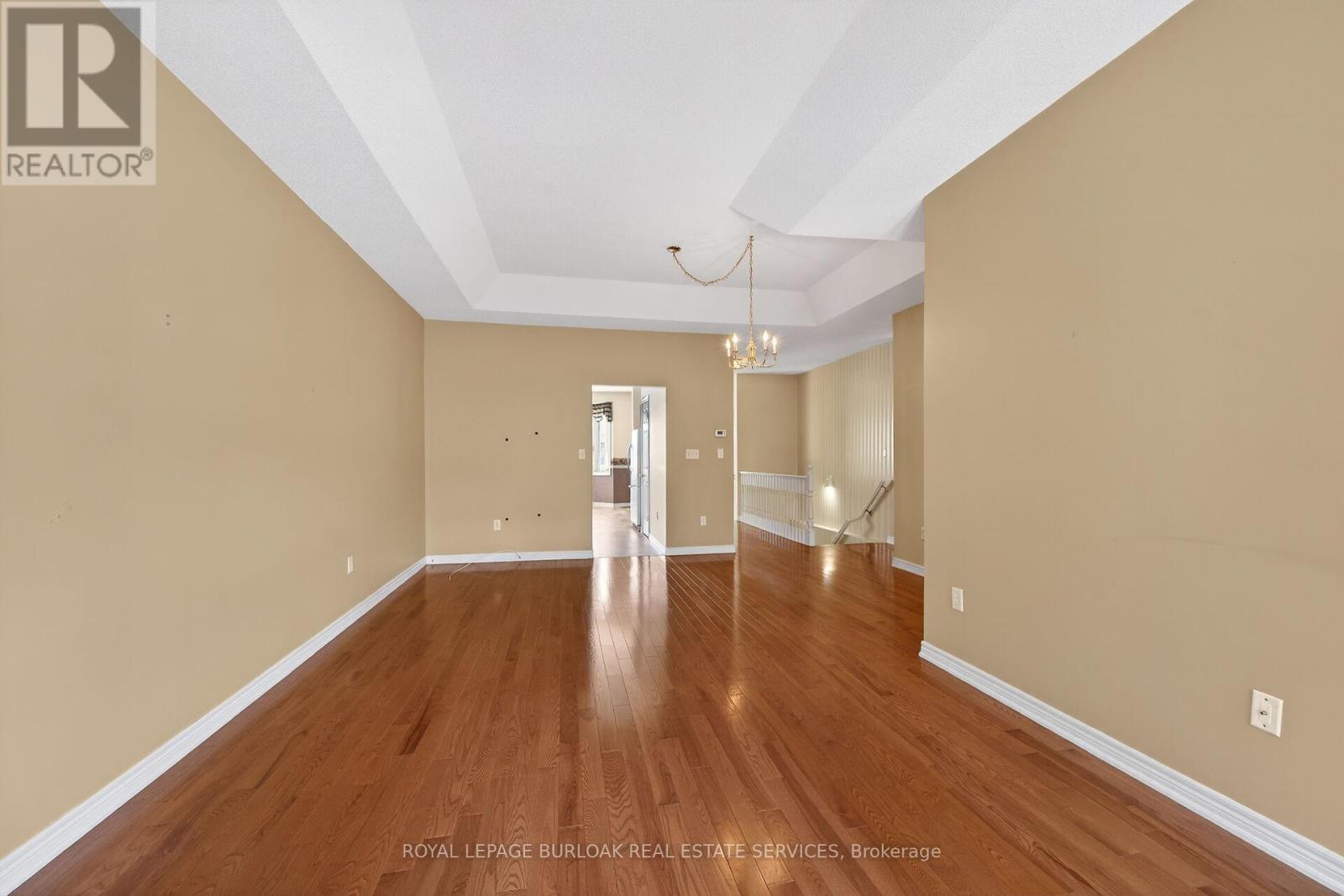 












20 TWENTYPLACE BOULEVARD

,
Hamilton,




Ontario
L0R1W0

