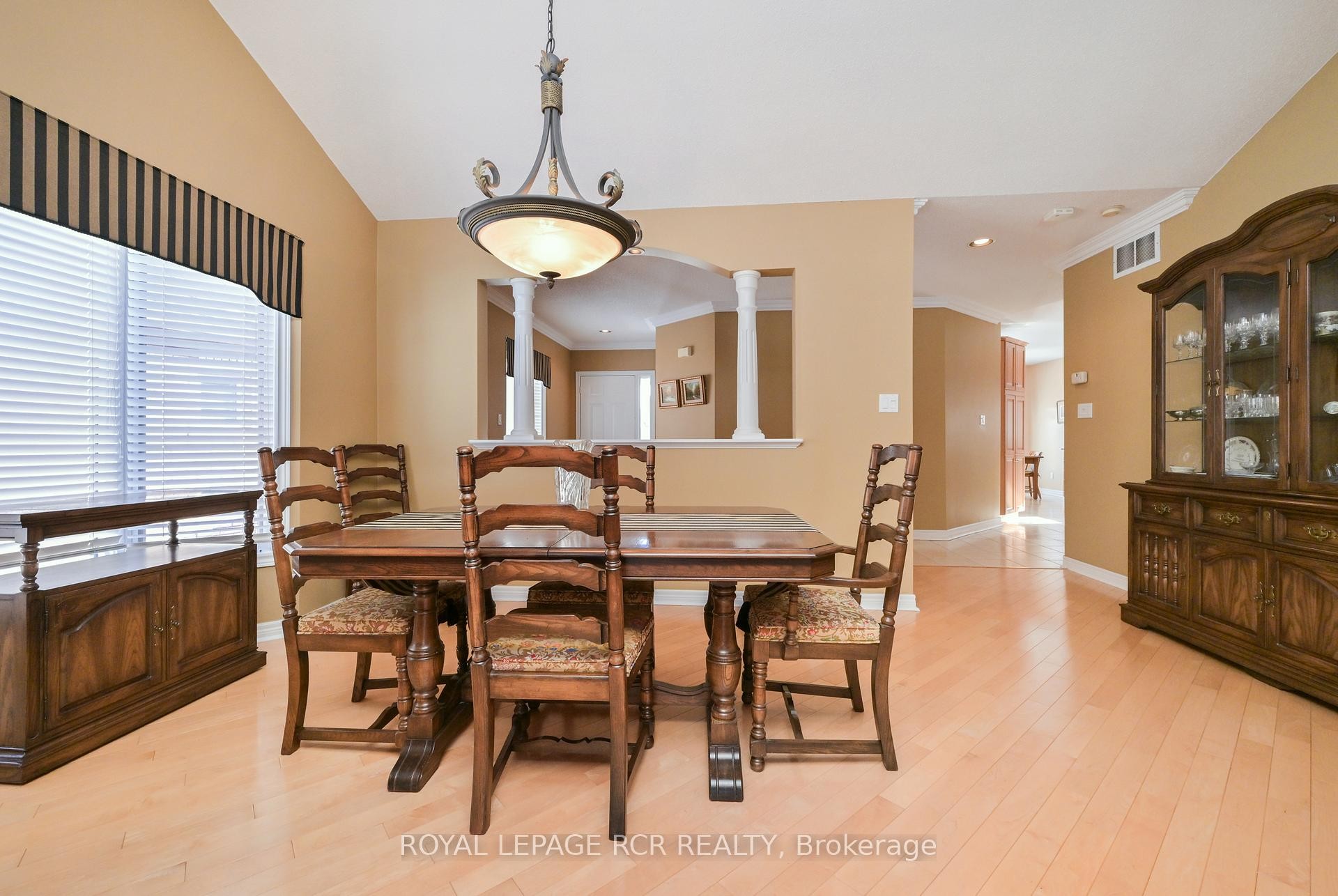 









38


Bella Vista

Trail,
New Tecumseth,




ON
L9R 2C6

