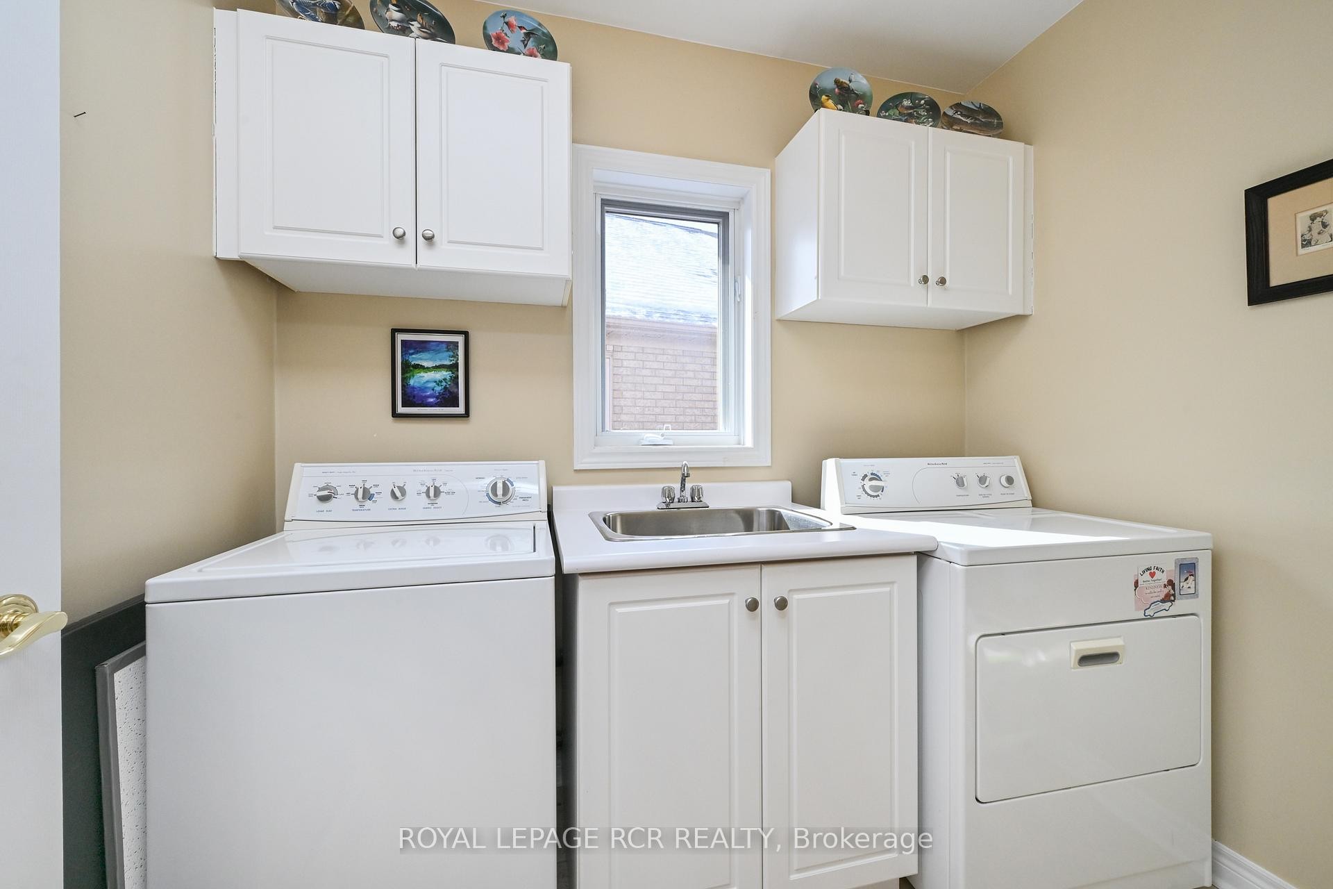 









38


Bella Vista

Trail,
New Tecumseth,




ON
L9R 2C6

