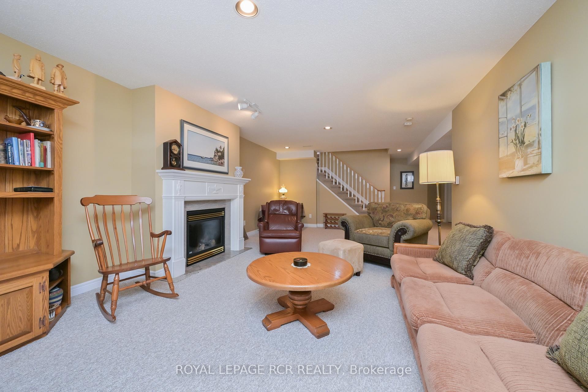 









38


Bella Vista

Trail,
New Tecumseth,




ON
L9R 2C6

