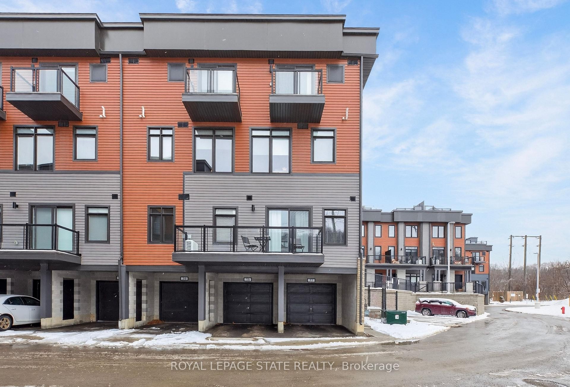 









2


Willow

Street, 38,
Brant,




ON
N3L 0K7

