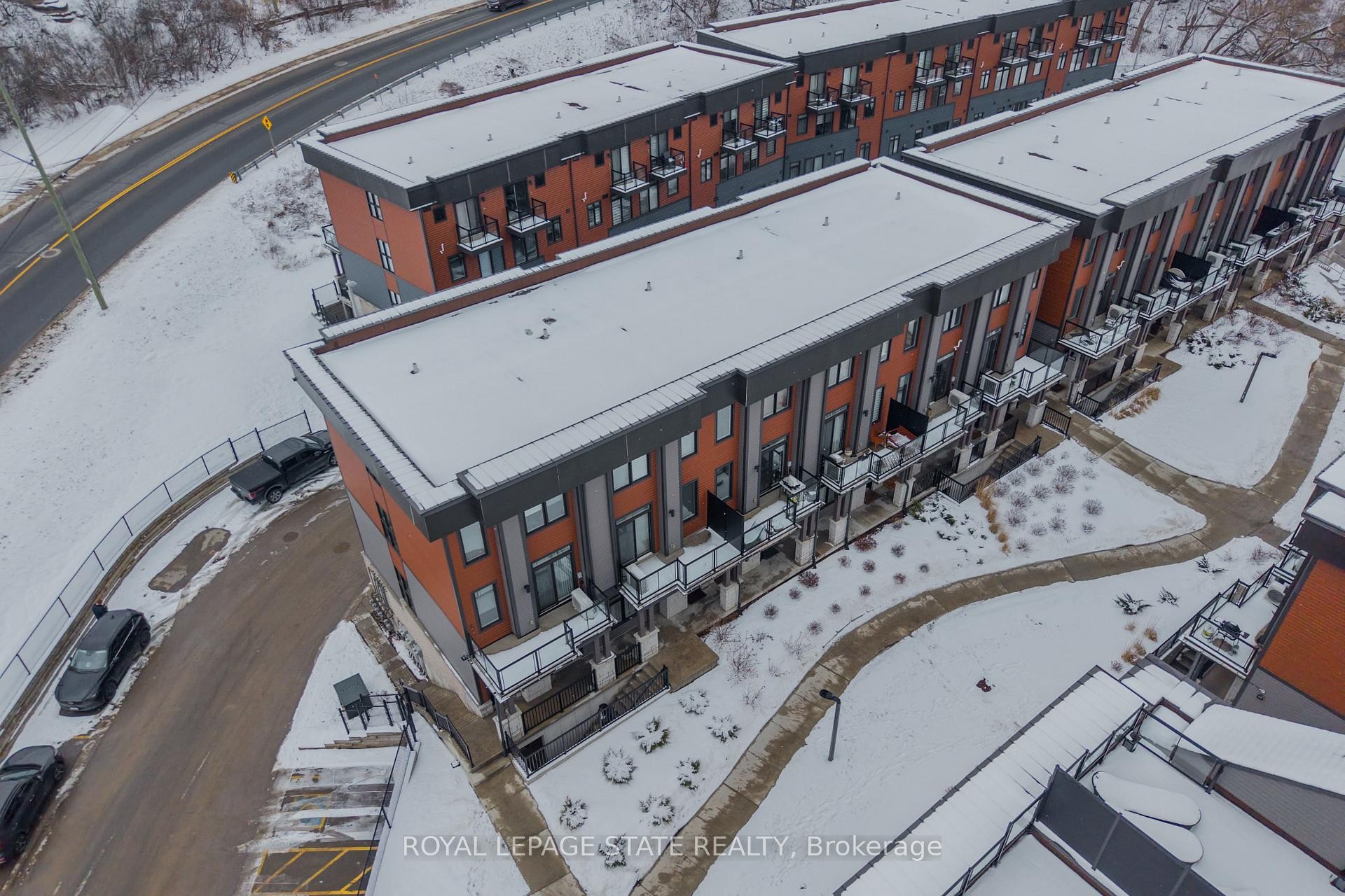 









2


Willow

Street, 38,
Brant,




ON
N3L 0K7

