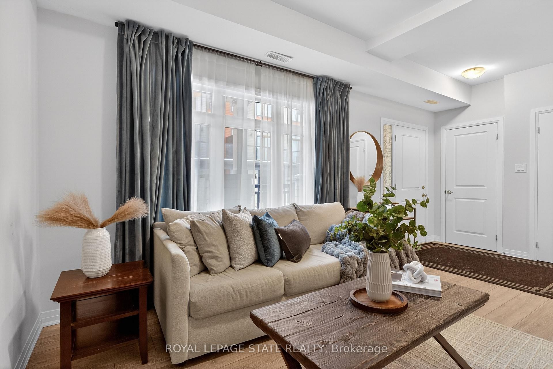 









2


Willow

Street, 38,
Brant,




ON
N3L 0K7

