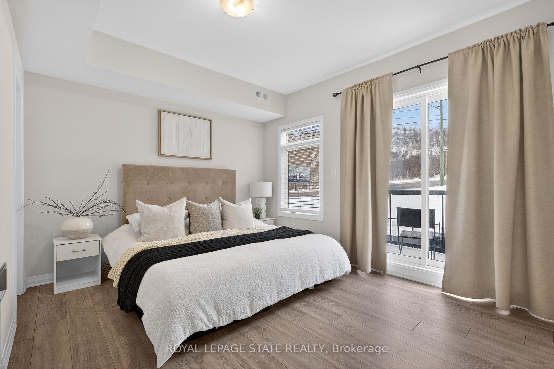 









2


Willow

Street, 38,
Brant,




ON
N3L 0K7

