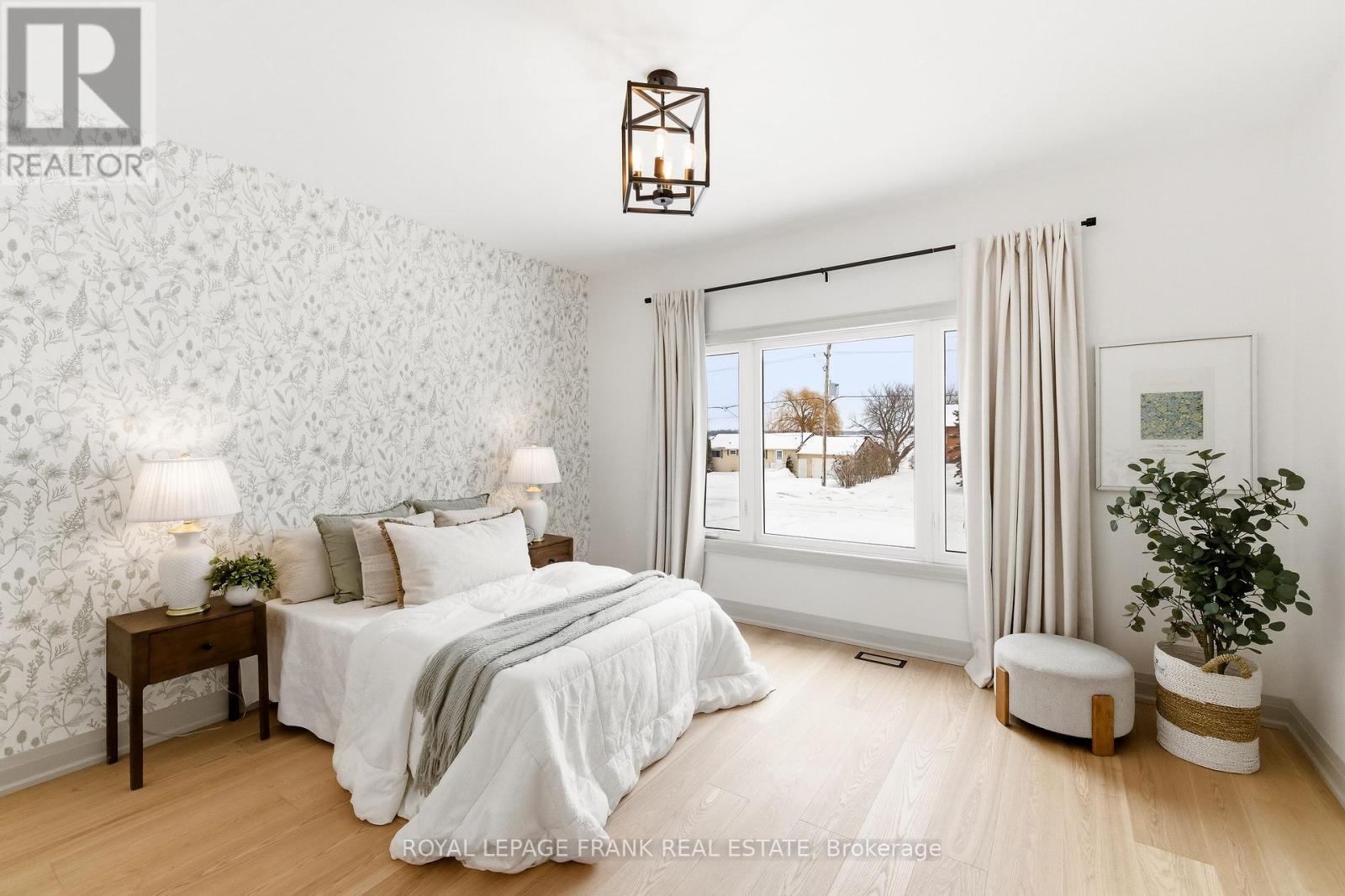 












362 CARNEGIE BEACH ROAD

,
Scugog (Port Perry),




Ontario
L9L1B6

