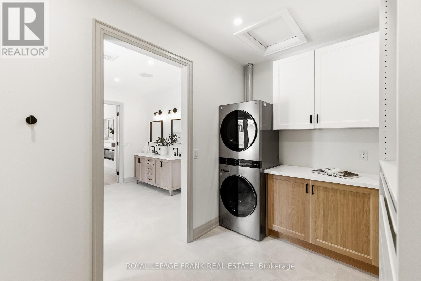 












362 CARNEGIE BEACH ROAD

,
Scugog (Port Perry),




Ontario
L9L1B6

