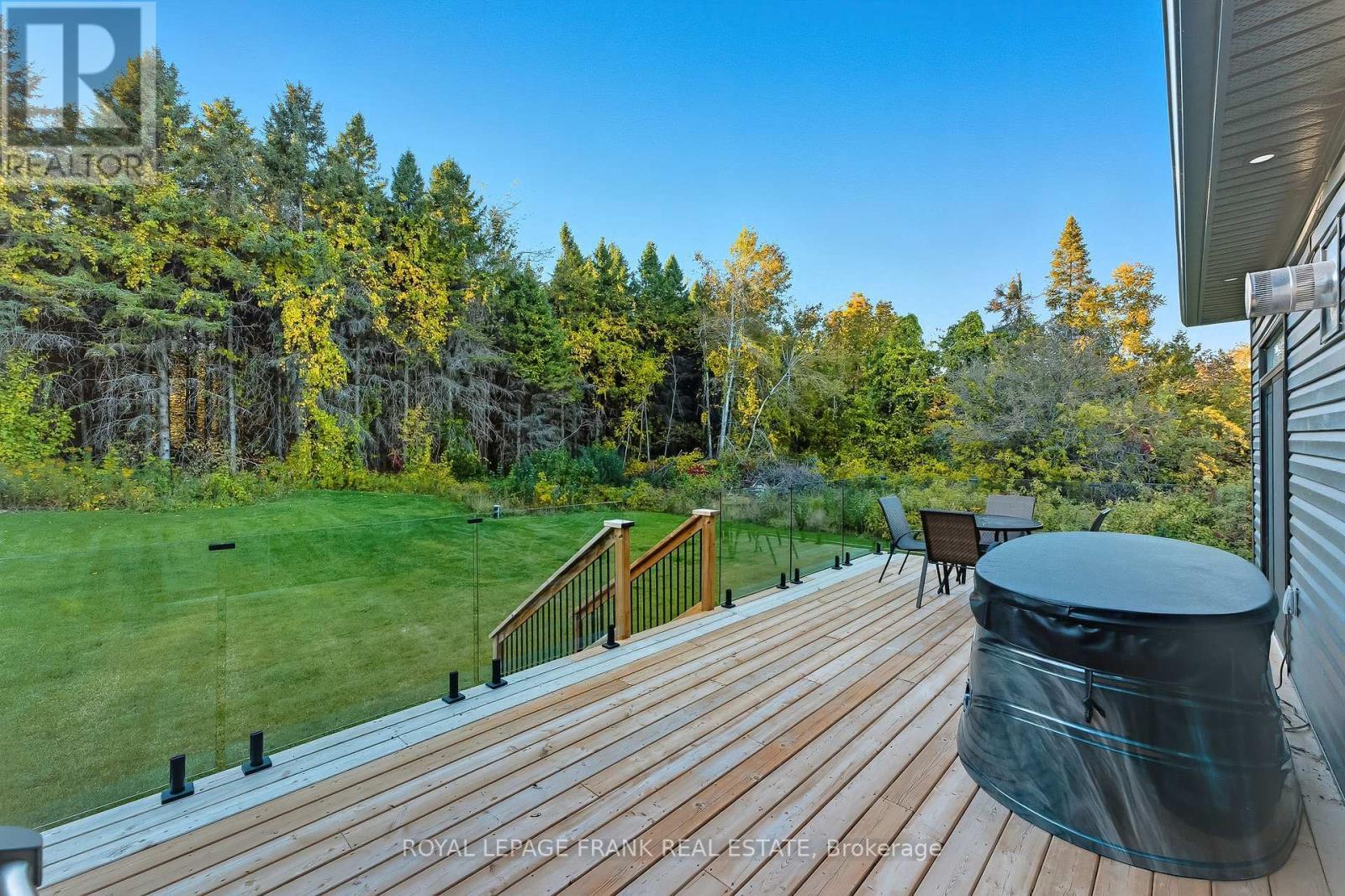 












362 CARNEGIE BEACH ROAD

,
Scugog (Port Perry),




Ontario
L9L1B6

