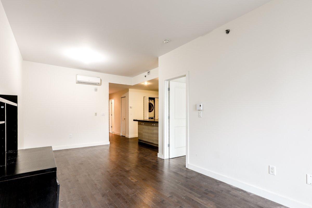 









5150


Rue Buchan

, 3705,
Montréal (Côte-des-Neiges/Notre-Dame-de-Grâce),




QC
H4P0A9

