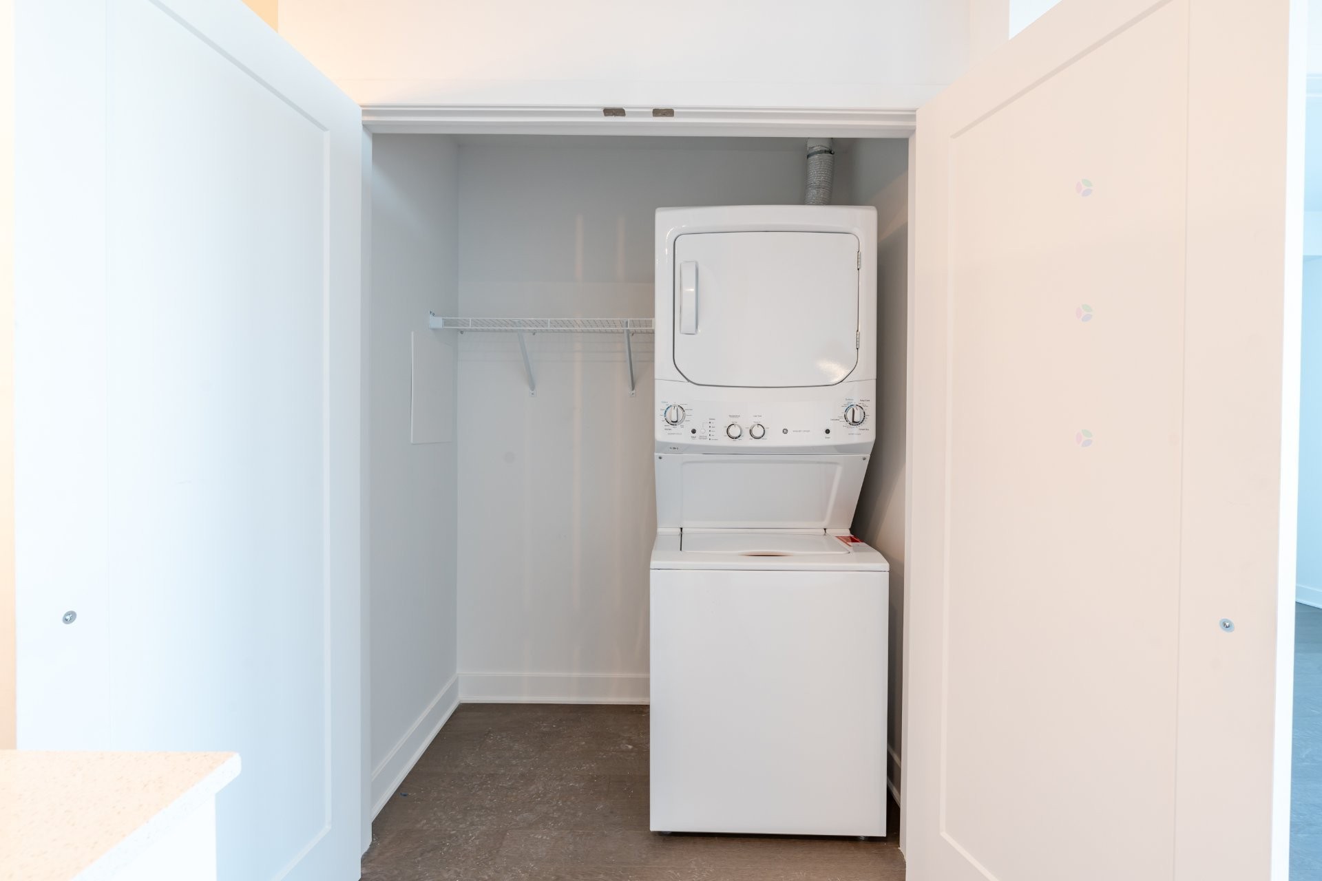 









7070


Boul. Newman

, 1008,
Montréal (LaSalle),




QC
H8N0K1

