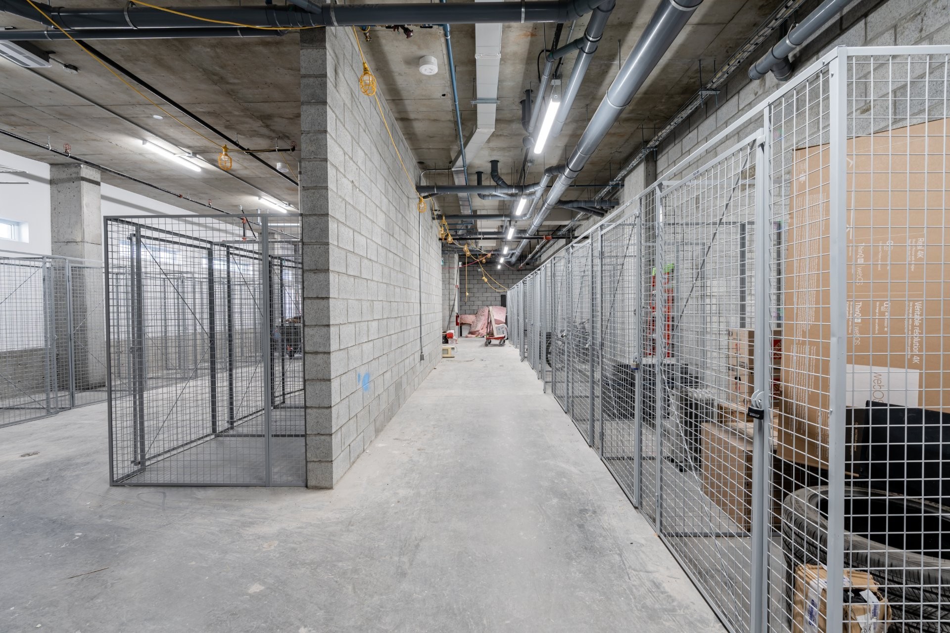 









7070


Boul. Newman

, 1008,
Montréal (LaSalle),




QC
H8N0K1

